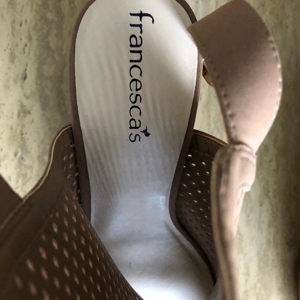 (SOLD)NWOT Francesca’s Heel - Picture 5 of 7